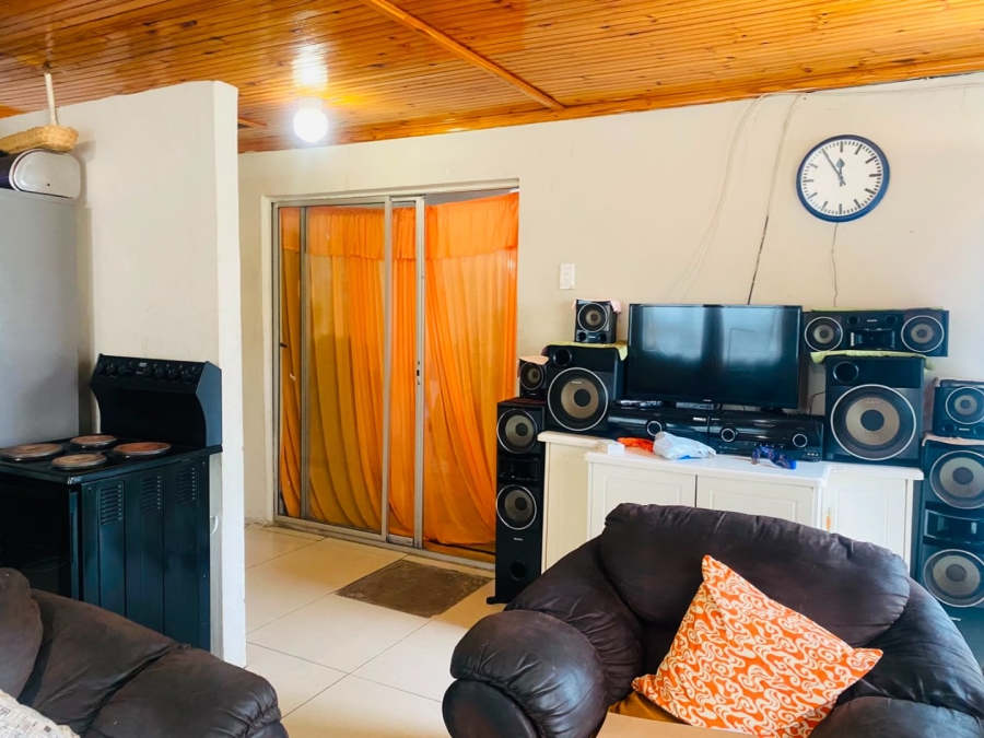3 Bedroom Property for Sale in Kuyasa Western Cape